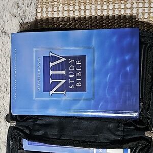 Zondervan NIV Study Bible